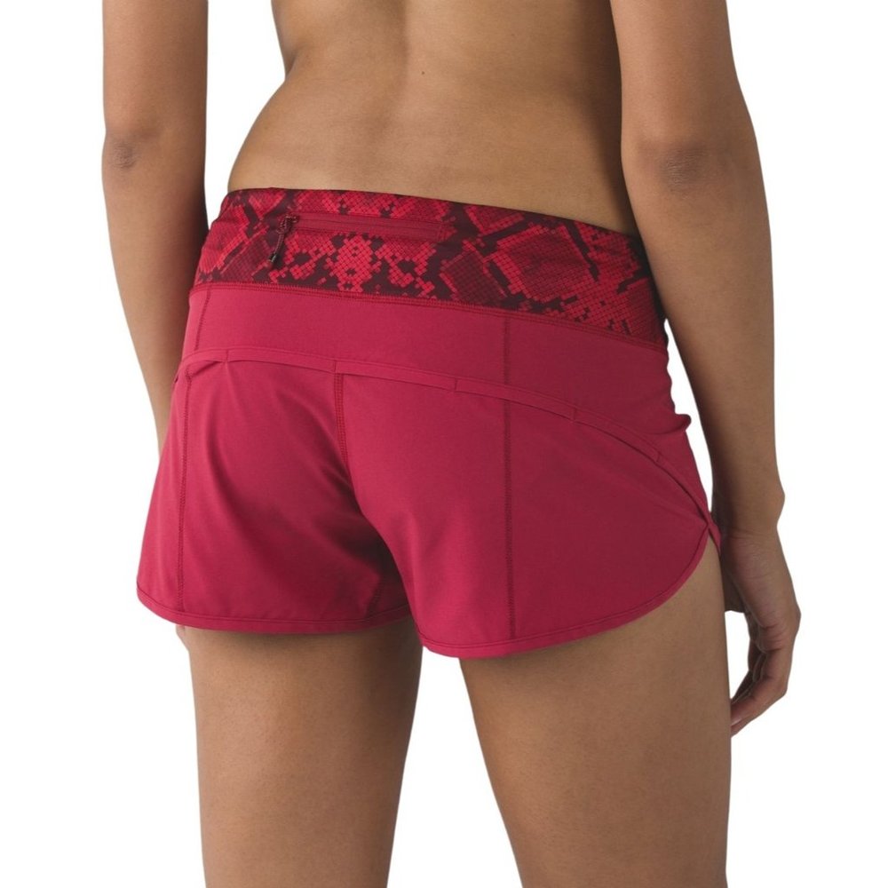Lululemon Run Speed Short Womens 8 *4-way Stretch Cranberry Mini Ziggy Snake Red